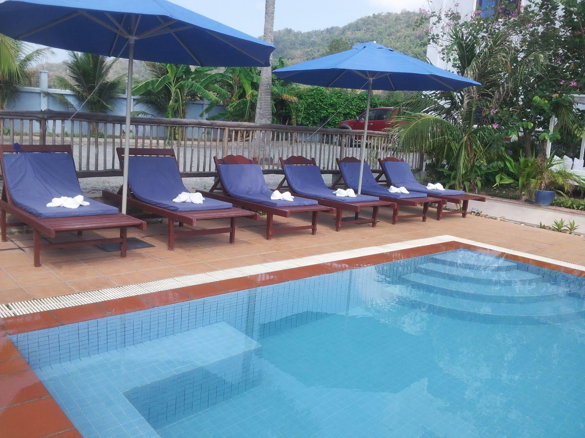 Au Paradis Bleu Kep Exterior photo